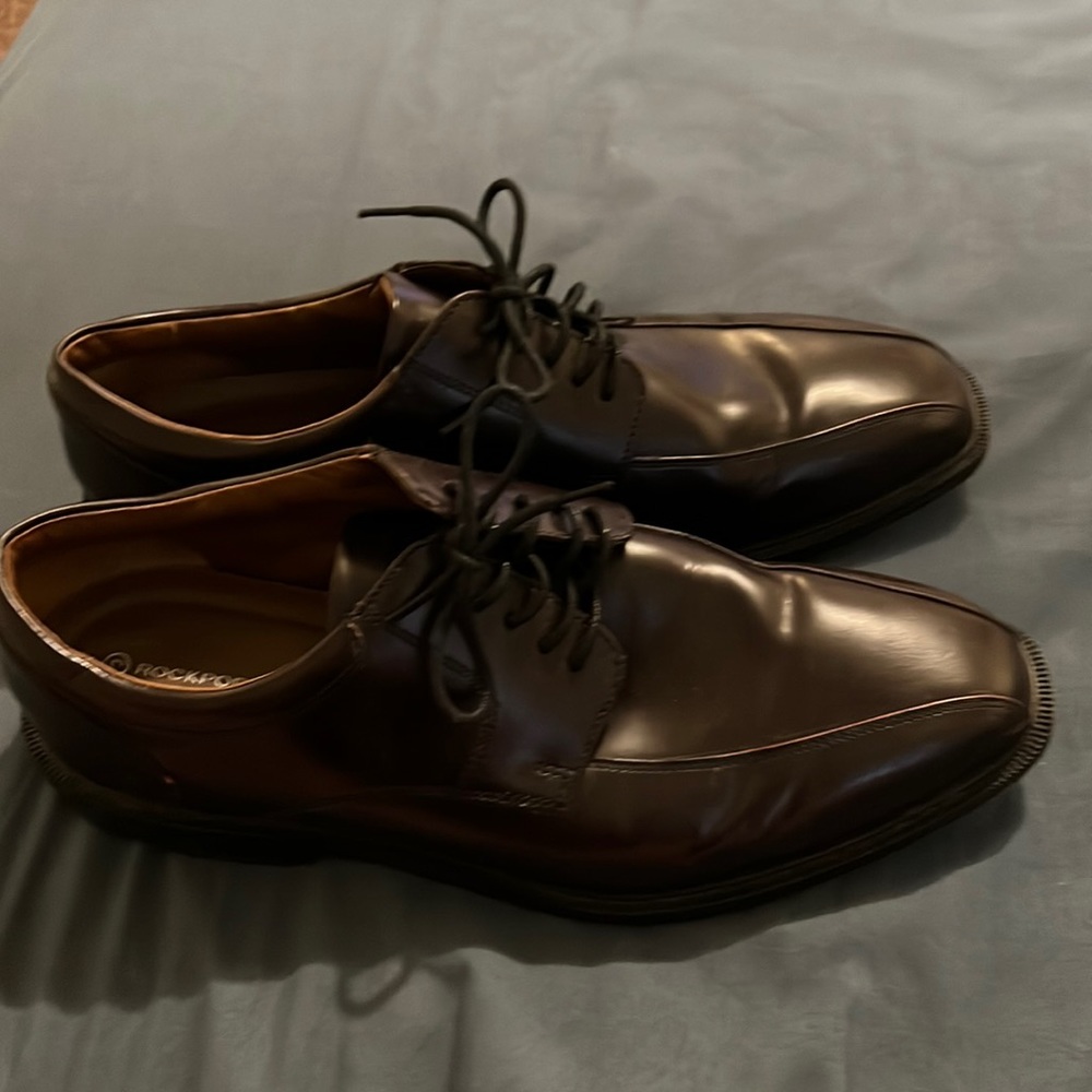 Brown Rockport Mens Size 10 dress shoes